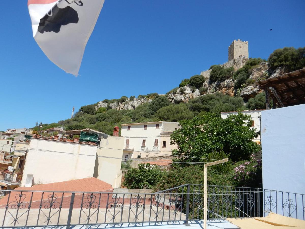 פוסאדה B&B Eleonora D'Arborea, Centro Storico מראה חיצוני תמונה