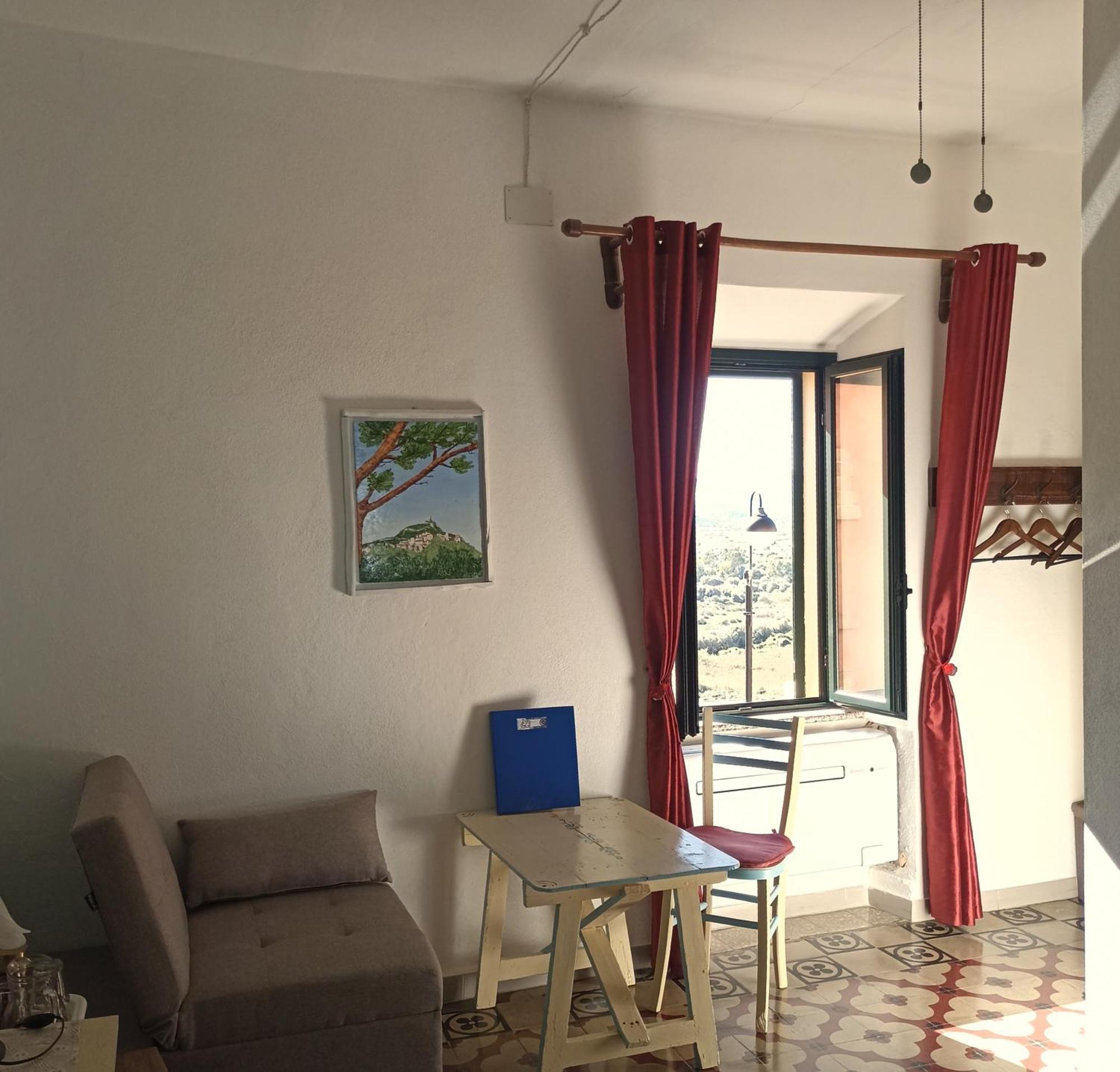 פוסאדה B&B Eleonora D'Arborea, Centro Storico מראה חיצוני תמונה