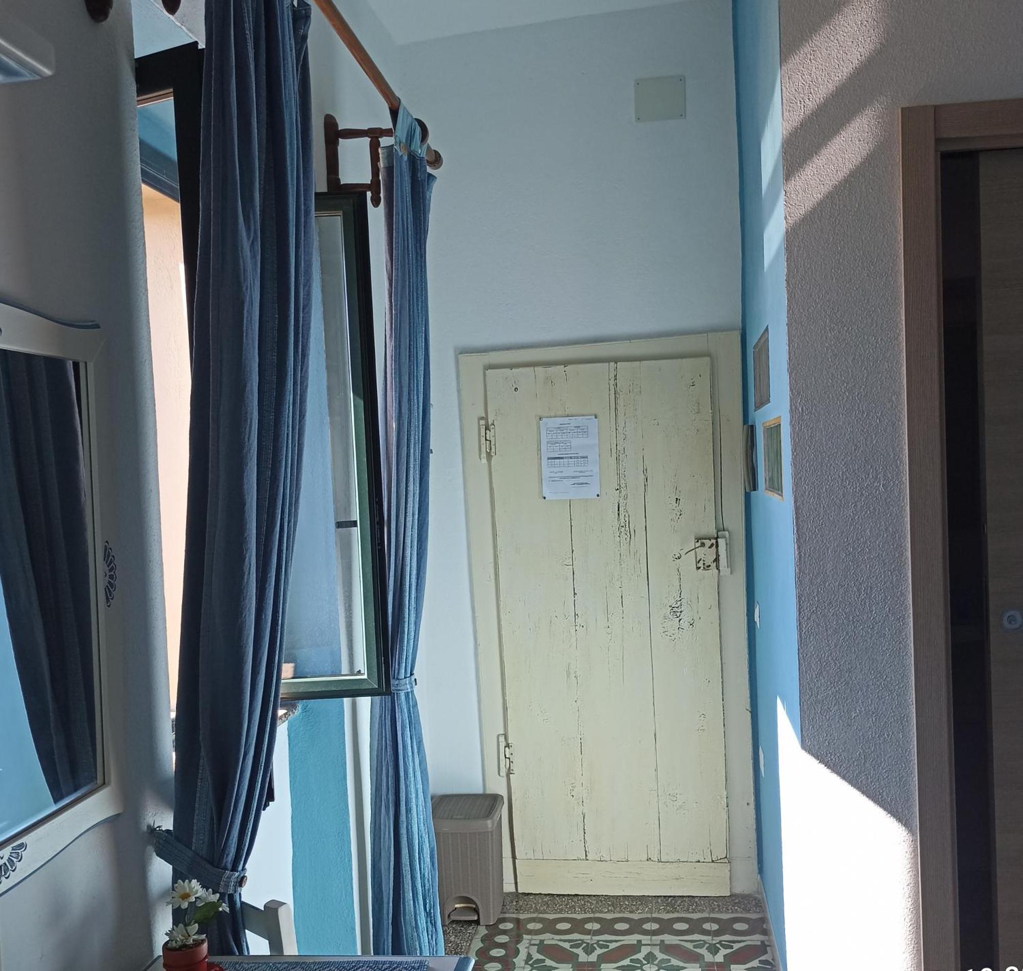 פוסאדה B&B Eleonora D'Arborea, Centro Storico מראה חיצוני תמונה