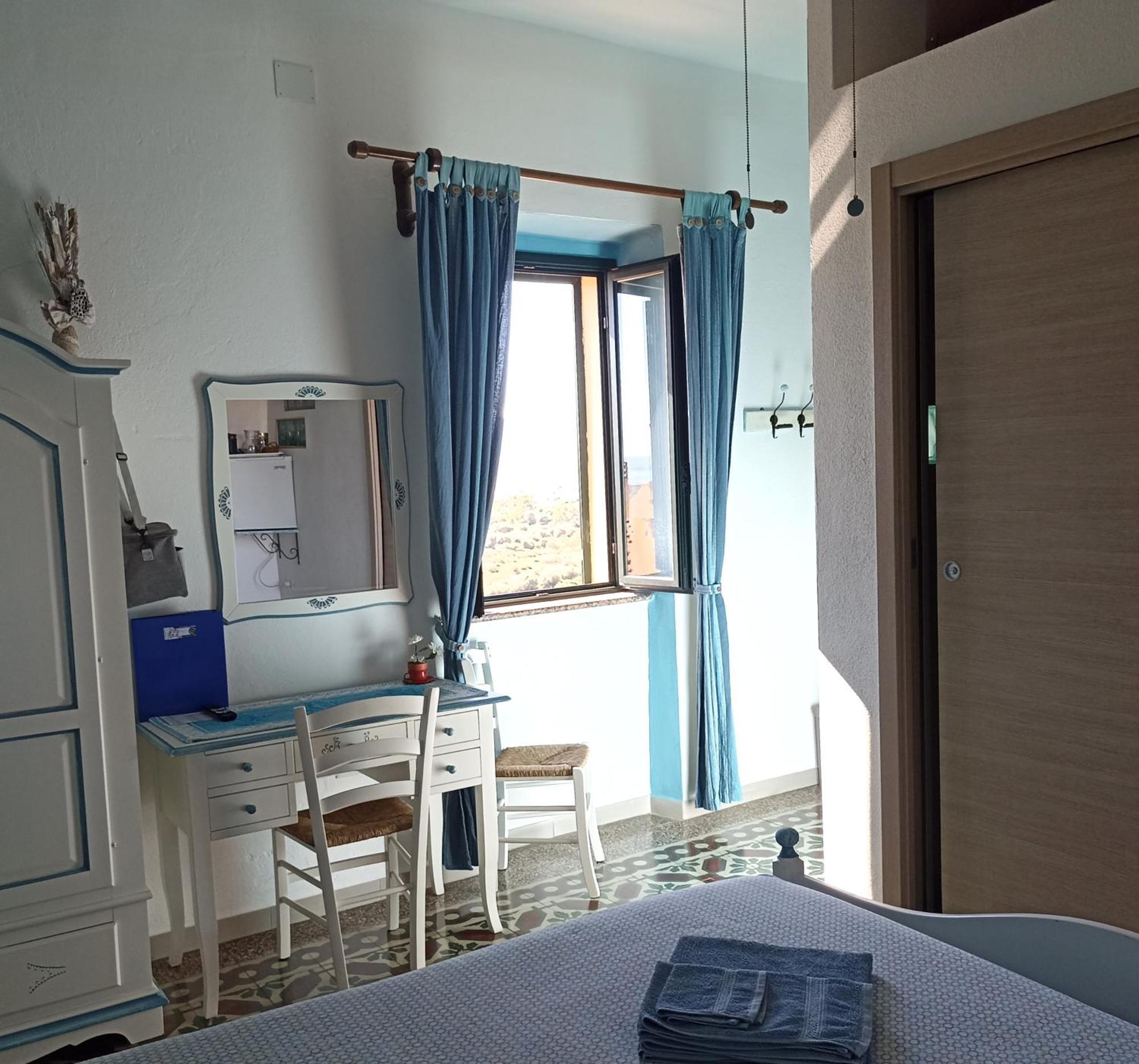 פוסאדה B&B Eleonora D'Arborea, Centro Storico מראה חיצוני תמונה