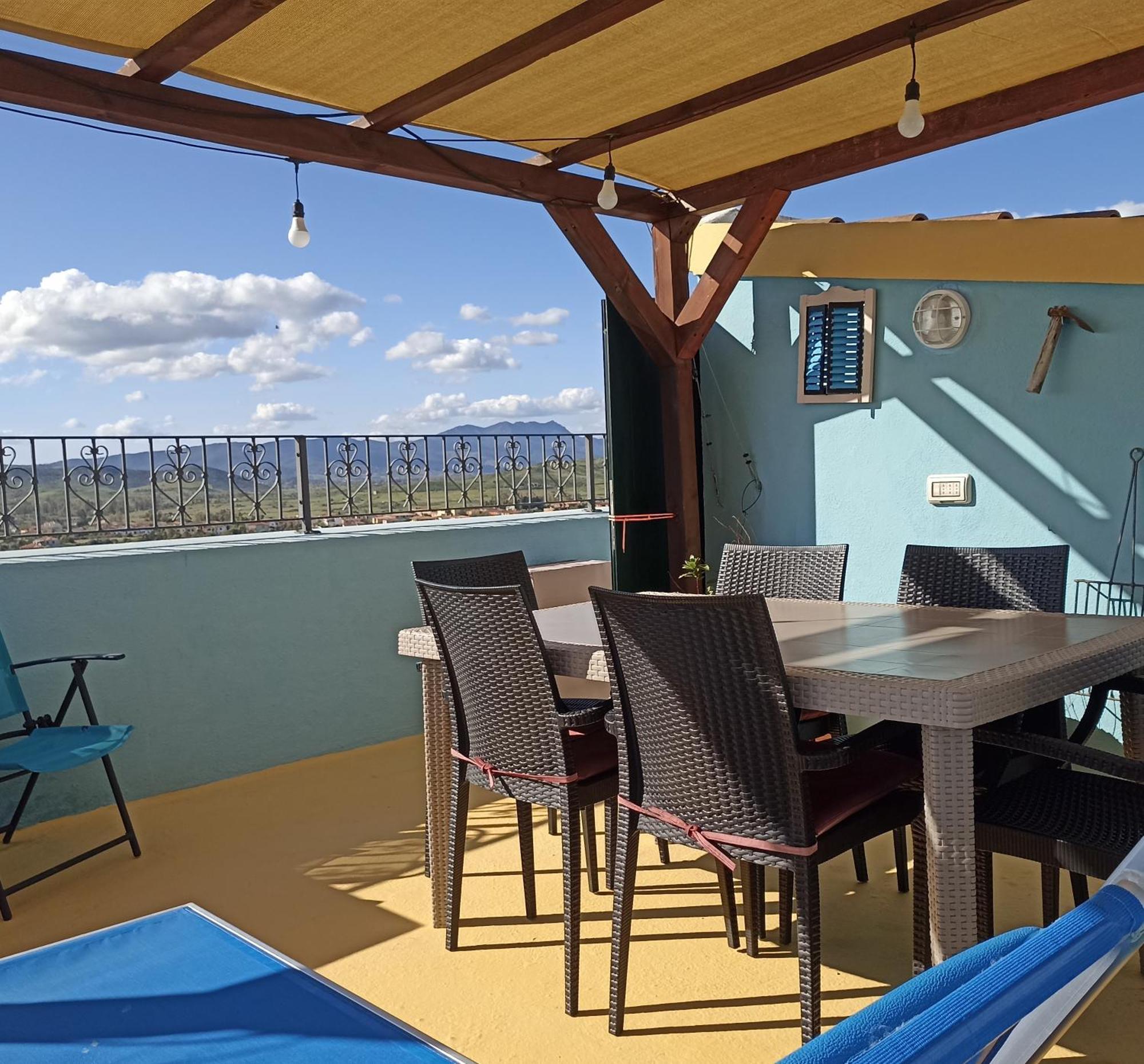 פוסאדה B&B Eleonora D'Arborea, Centro Storico מראה חיצוני תמונה