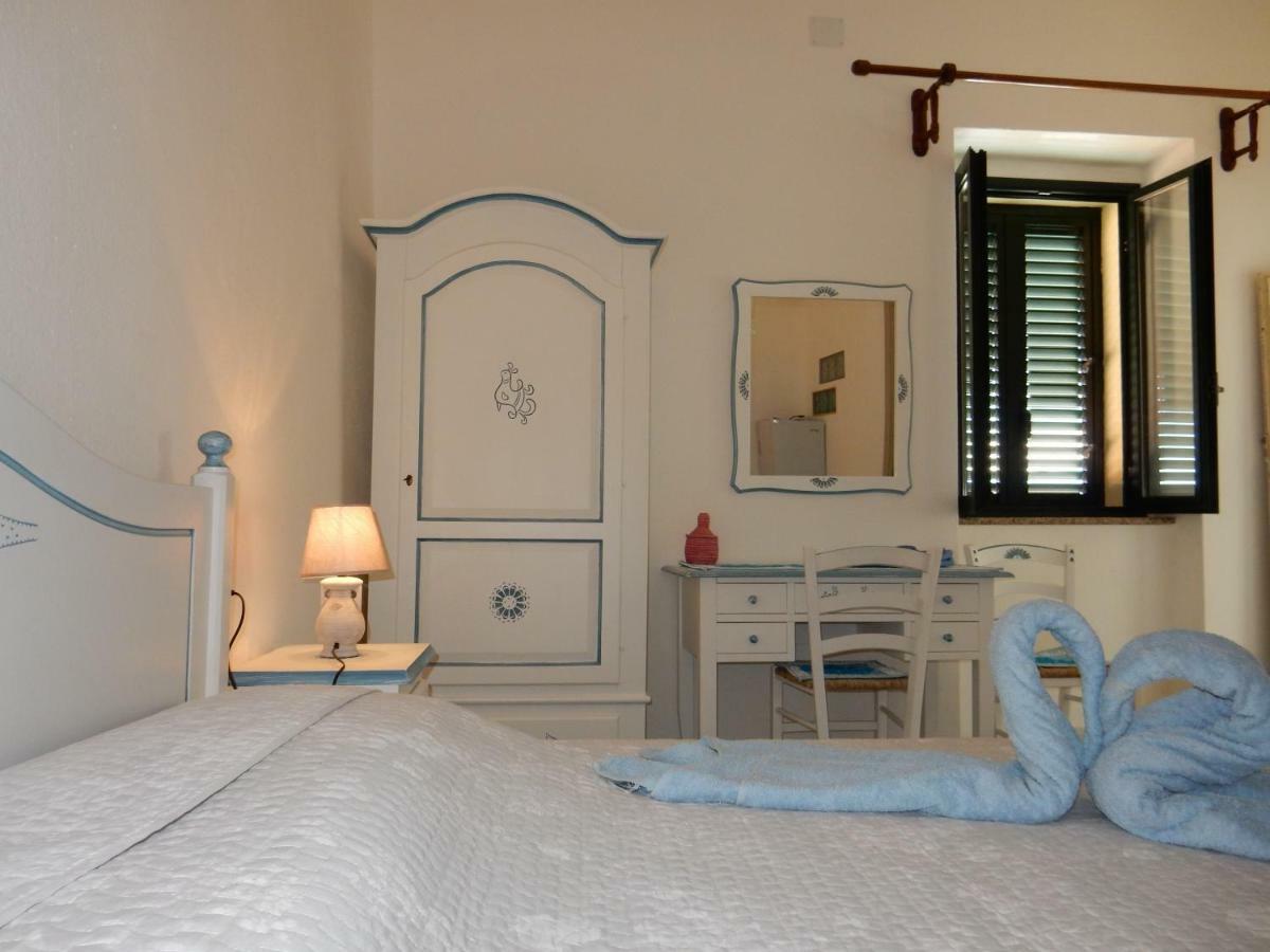 פוסאדה B&B Eleonora D'Arborea, Centro Storico מראה חיצוני תמונה