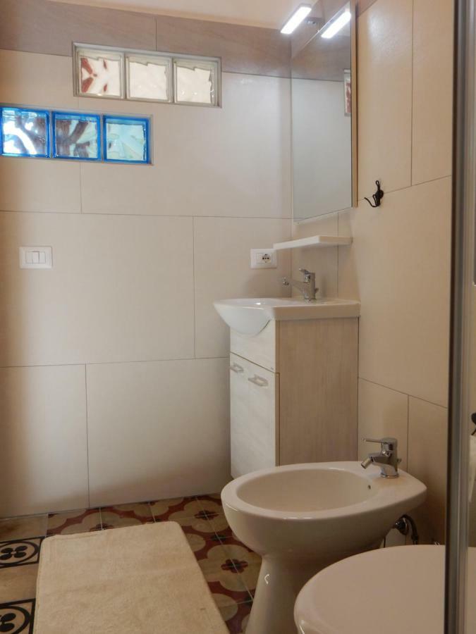 פוסאדה B&B Eleonora D'Arborea, Centro Storico מראה חיצוני תמונה