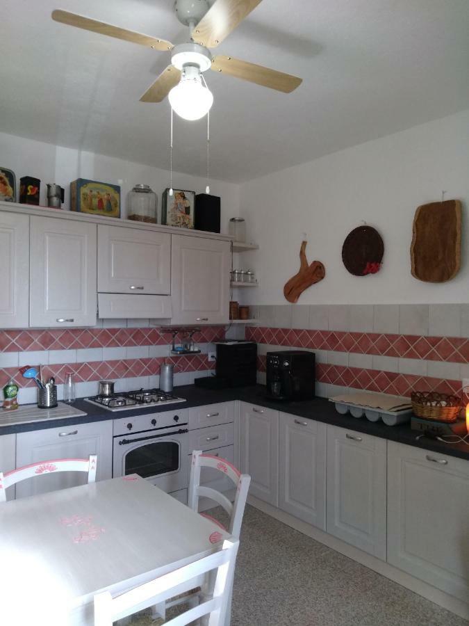 פוסאדה B&B Eleonora D'Arborea, Centro Storico מראה חיצוני תמונה